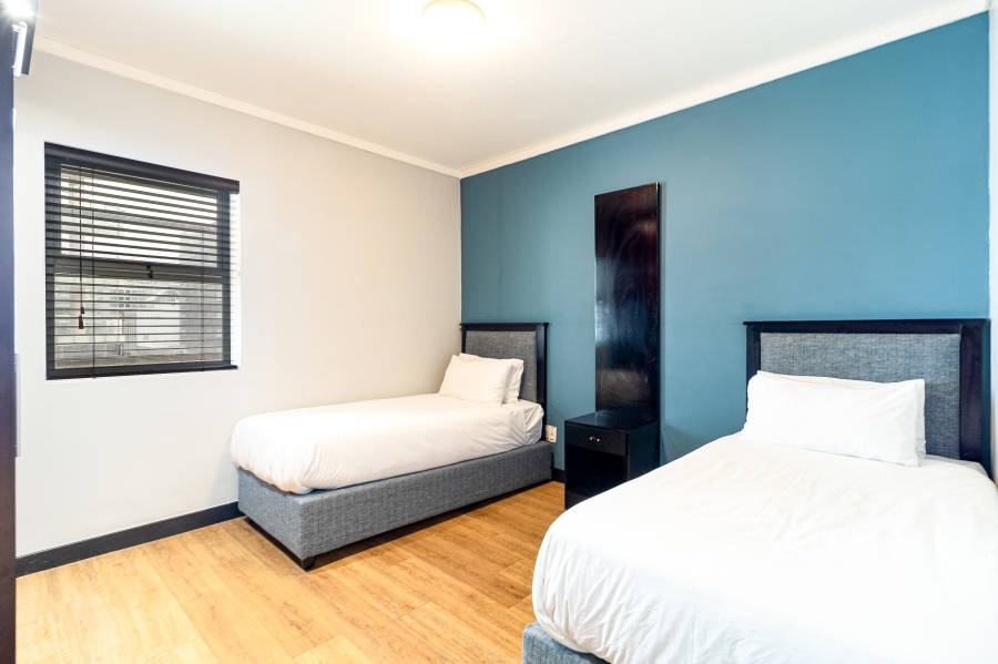 2 Bedroom Property for Sale in Cape Town City Centre Western Cape